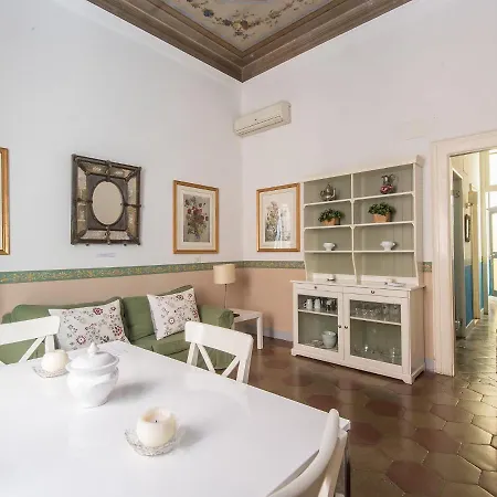 Apartment Rome 10 דירה