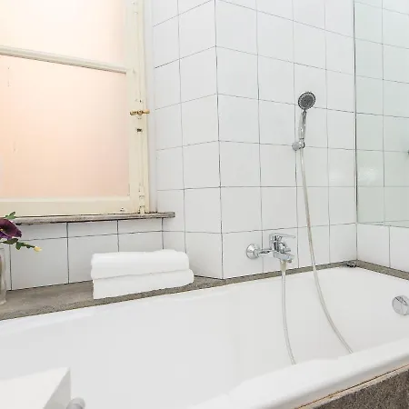 Apartment Rome 10 דירה רומא